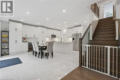 209 Jeffrey Place Kitchener ON N2C 0C2