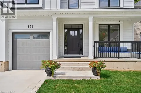 209 Jeffrey Place Kitchener ON N2C 0C2