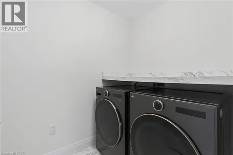 209 Jeffrey Place Kitchener ON N2C 0C2