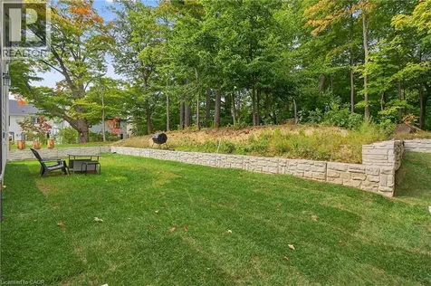 209 Jeffrey Place Kitchener ON N2C 0C2