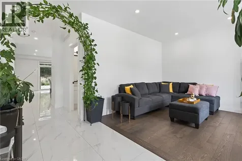 209 Jeffrey Place Kitchener ON N2C 0C2