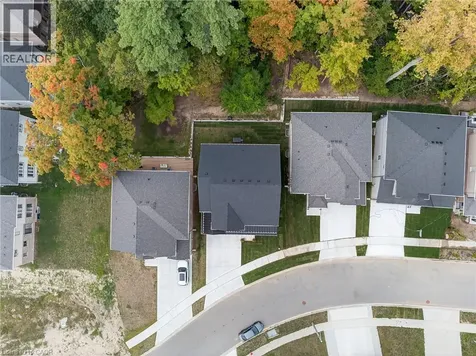 209 Jeffrey Place Kitchener ON N2C 0C2