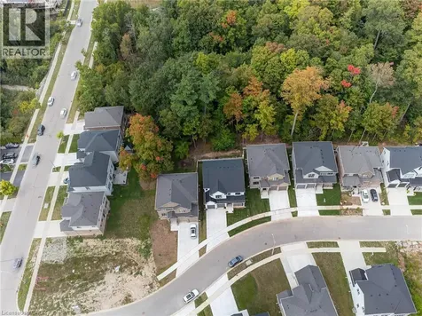 209 Jeffrey Place Kitchener ON N2C 0C2