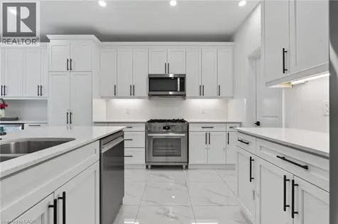 209 Jeffrey Place Kitchener ON N2C 0C2