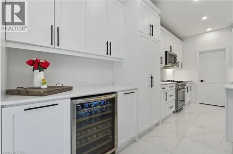 209 Jeffrey Place Kitchener ON N2C 0C2