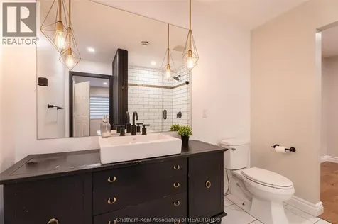 15 O'brien Drive Chatham ON N7M 2E5