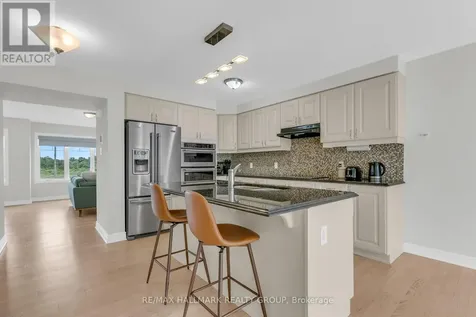 167 Gelderland Private Ottawa ON K2V 0H8