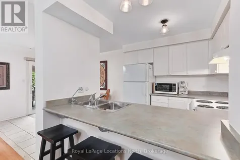 15 Sundial Court Collingwood ON L9Y 5E5