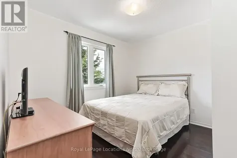 15 Sundial Court Collingwood ON L9Y 5E5