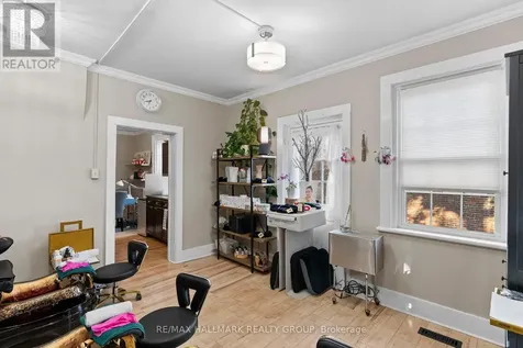 32 St. Andrew Street Brockville ON K6V 4X4