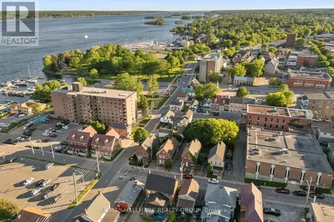 32 St. Andrew Street Brockville ON K6V 4X4