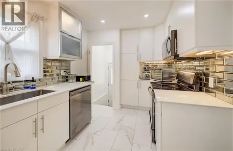 152 Clark Avenue Kitchener ON N2C 1Y5