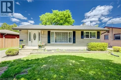 152 Clark Avenue Kitchener ON N2C 1Y5