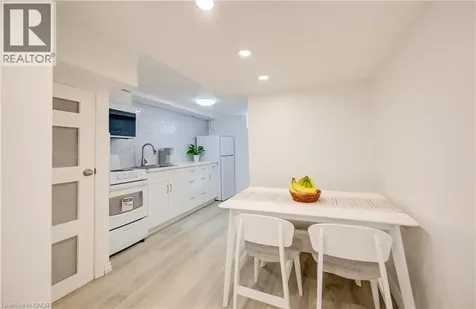 152 Clark Avenue Kitchener ON N2C 1Y5