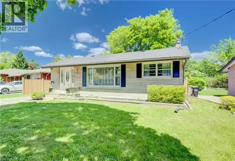 152 Clark Avenue Kitchener ON N2C 1Y5