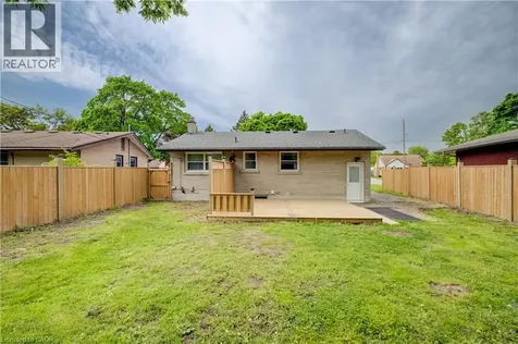 152 Clark Avenue Kitchener ON N2C 1Y5