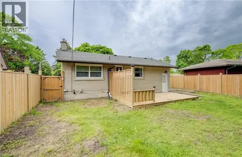 152 Clark Avenue Kitchener ON N2C 1Y5