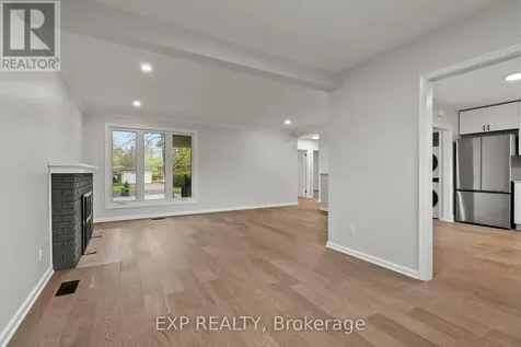 2393 Sheldon Avenue Ottawa ON K2C 1K4