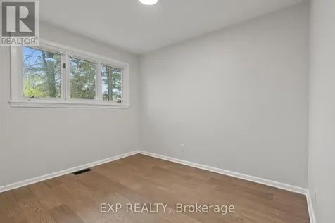 2393 Sheldon Avenue Ottawa ON K2C 1K4