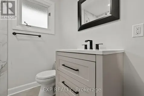 2393 Sheldon Avenue Ottawa ON K2C 1K4