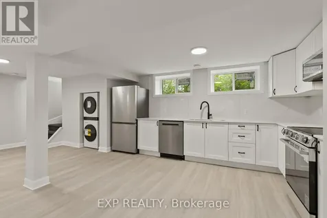 2393 Sheldon Avenue Ottawa ON K2C 1K4