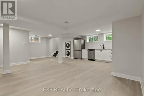 2393 Sheldon Avenue Ottawa ON K2C 1K4
