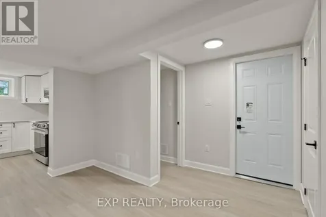 2393 Sheldon Avenue Ottawa ON K2C 1K4
