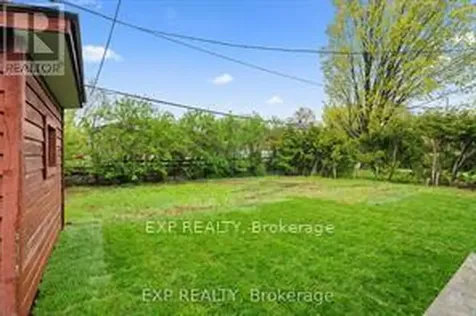 2393 Sheldon Avenue Ottawa ON K2C 1K4