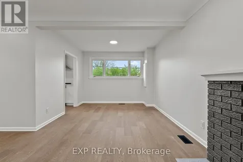 2393 Sheldon Avenue Ottawa ON K2C 1K4