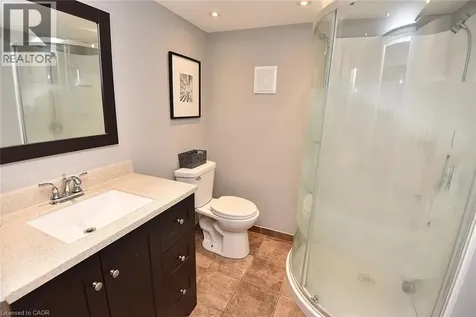 7 Monarch Court Dundas ON L9H 3W2