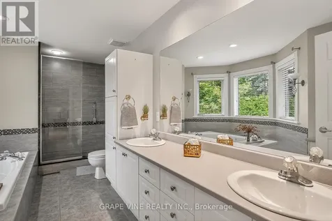4 Carbery Drive Ottawa ON K2S 1E3
