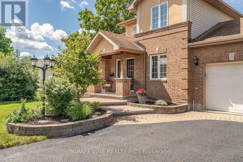 4 Carbery Drive Ottawa ON K2S 1E3