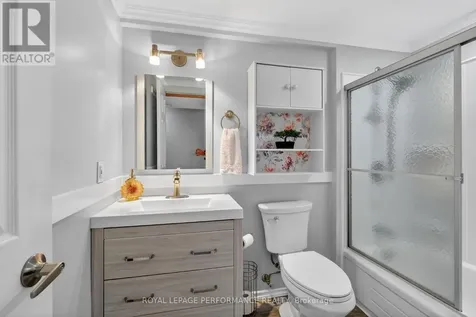 569 Princess Louise Drive Ottawa ON K4A 1Z1