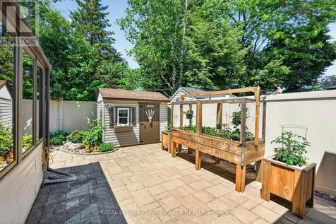 569 Princess Louise Drive Ottawa ON K4A 1Z1