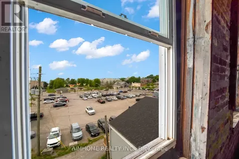 31 King Street West Cobourg ON K9A 2M1