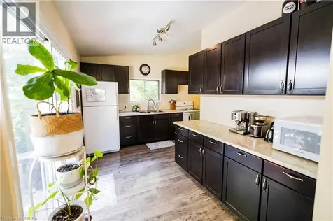 175 Albion Street Brantford ON N3T 3N1