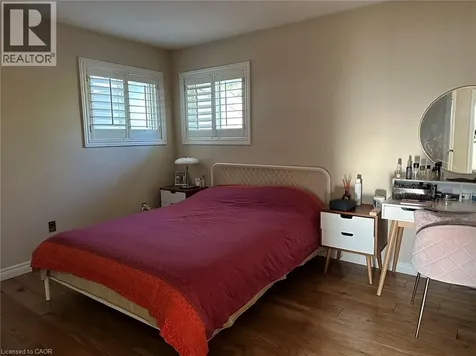67 Briarwood Crescent Hamilton ON L9C 4C3
