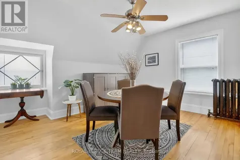 64 Delaware Avenue South Ottawa ON K2P 0Z3