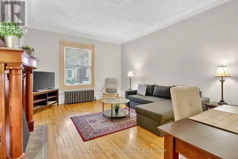 64 Delaware Avenue South Ottawa ON K2P 0Z3