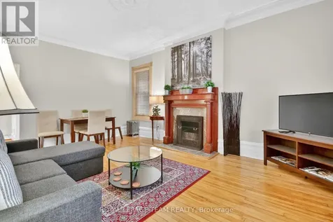 64 Delaware Avenue South Ottawa ON K2P 0Z3