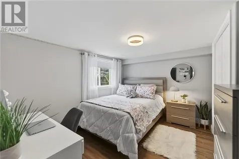 8 Winfield Lane Sudbury ON P3A 6E1