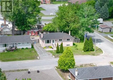 4385 Odile Street Hanmer ON P3P 1L6