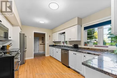 28 Anglican Church Road Rideau Lakes ON K0G 1L0