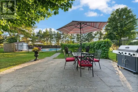 28 Anglican Church Road Rideau Lakes ON K0G 1L0
