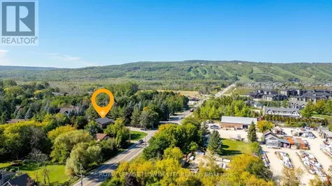 734 Mountain Road Collingwood ON L9Y 5G1