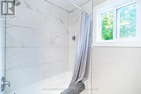 734 Mountain Road Collingwood ON L9Y 5G1