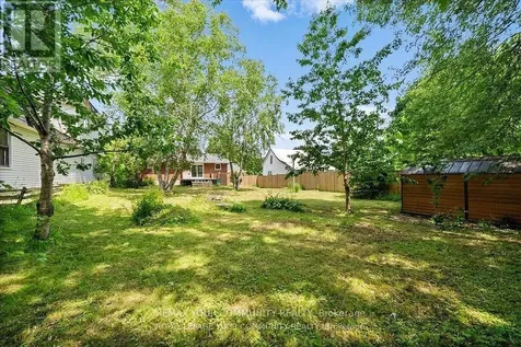 93 Westmount Drive South Orillia ON L3V 6E2