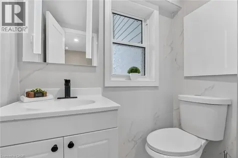 793 Steele Street Port Colborne ON L3K 4Z5