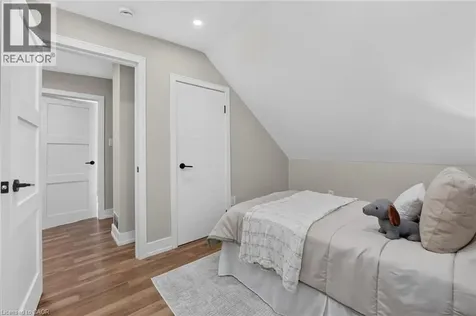 793 Steele Street Port Colborne ON L3K 4Z5