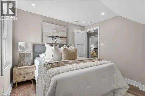 793 Steele Street Port Colborne ON L3K 4Z5